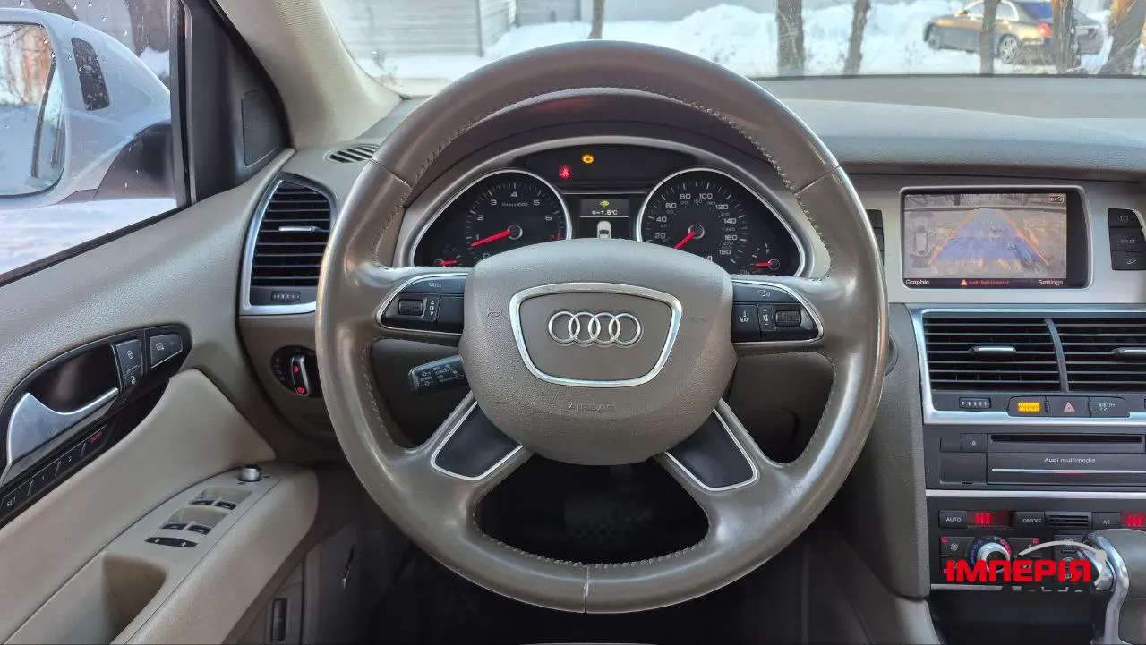 Audi Q7 - фото 17