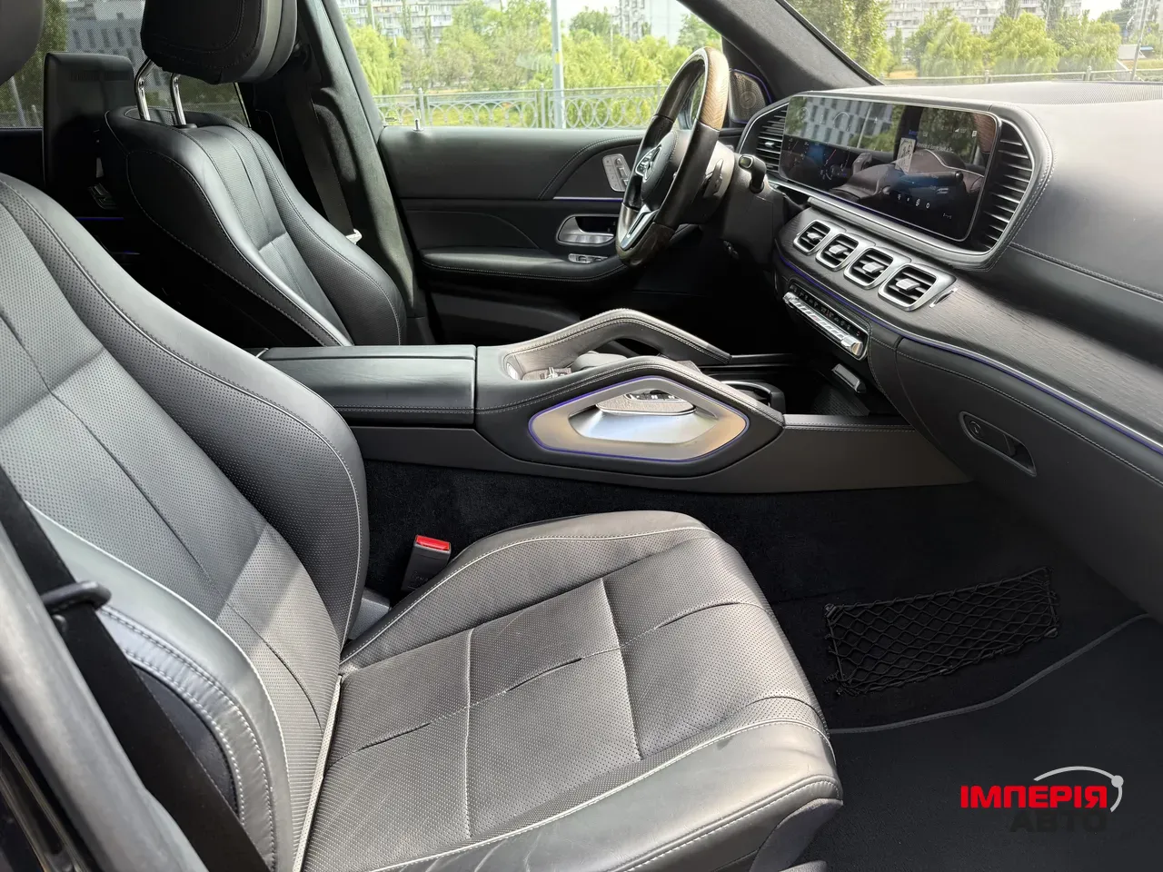 Mercedes-Benz GLS - фото 35