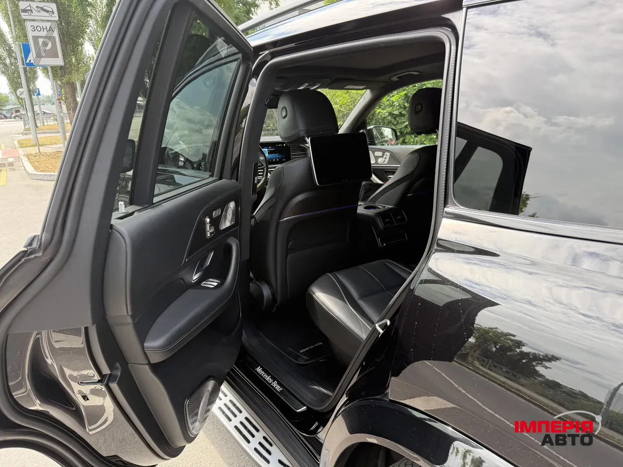 Mercedes-Benz GLS - фото 18