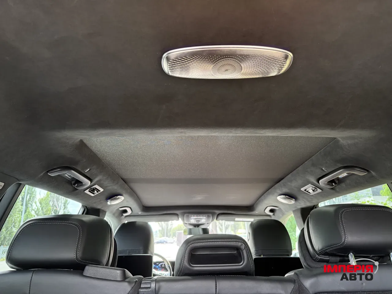 Mercedes-Benz GLS - фото 14