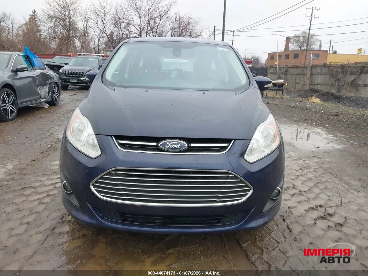 Ford C-MAX - фото 2