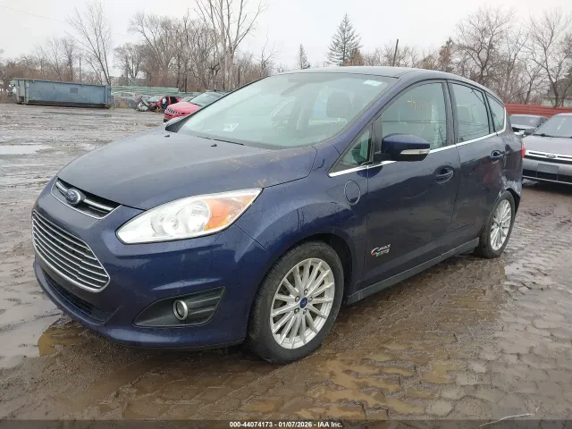 Ford C-MAX - фото 3
