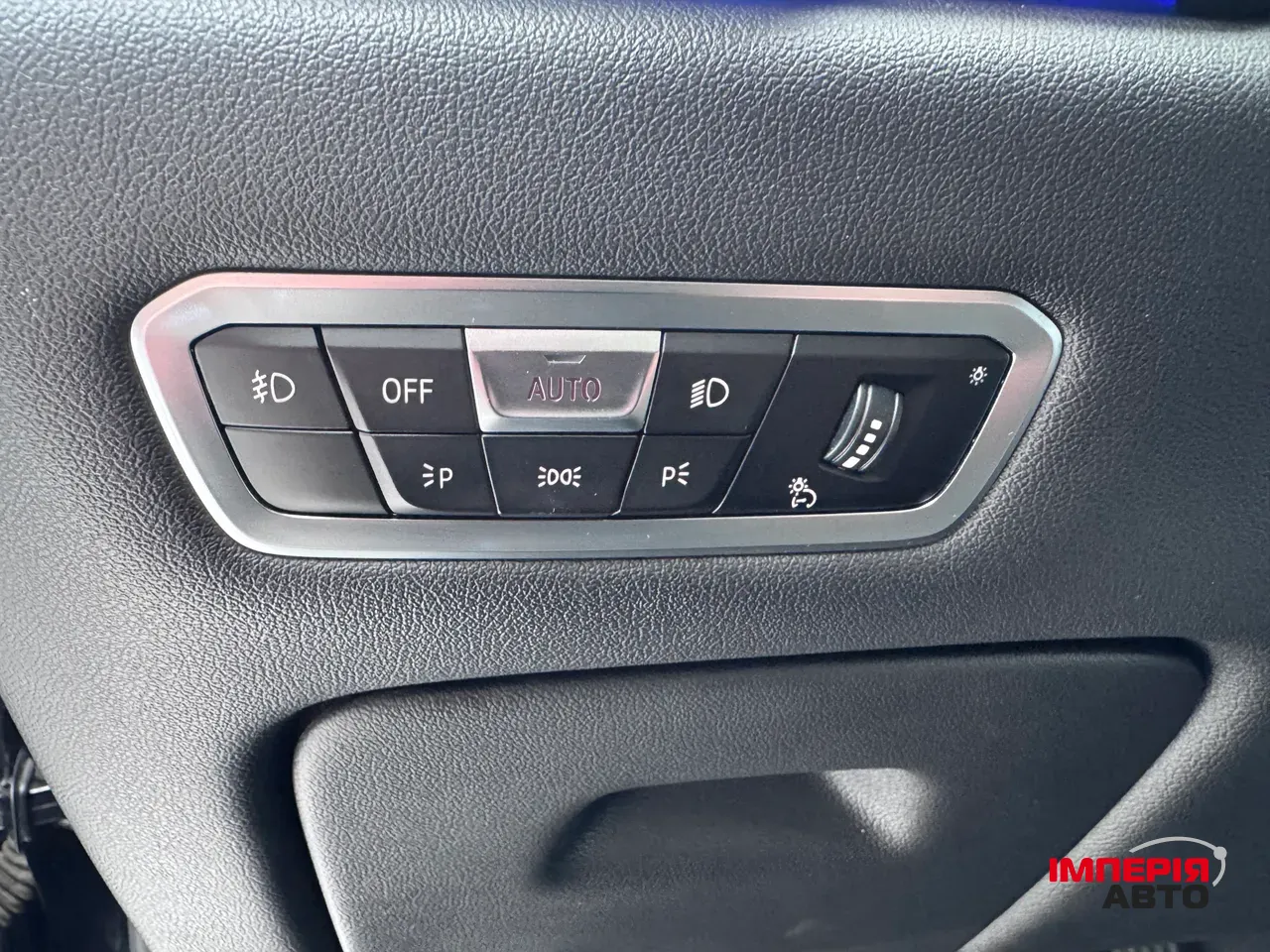 BMW X5 - фото 28