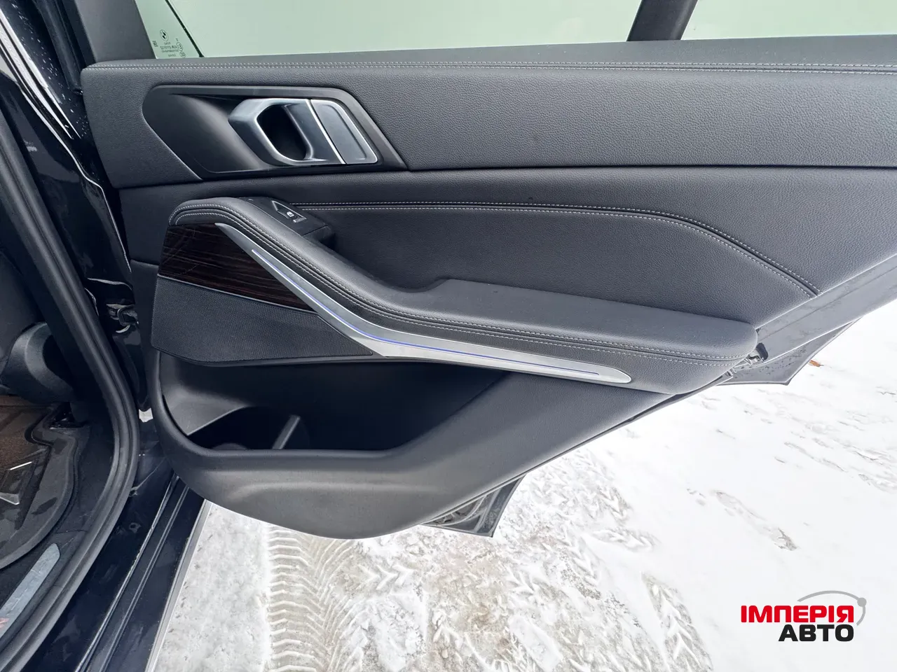 BMW X5 - фото 21