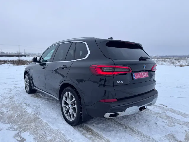 BMW X5 - фото 4