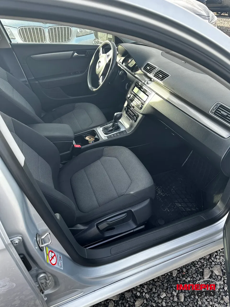 Volkswagen Passat - фото 6