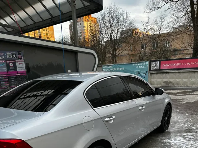 Volkswagen Passat - фото 2