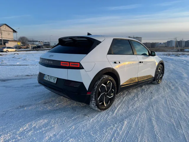 Hyundai IONIQ 5 - фото 5