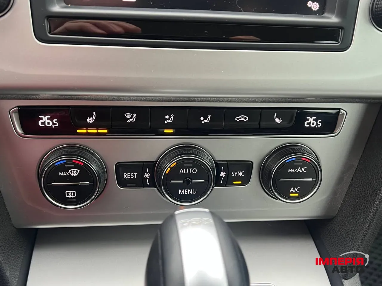 Volkswagen Passat - фото 10