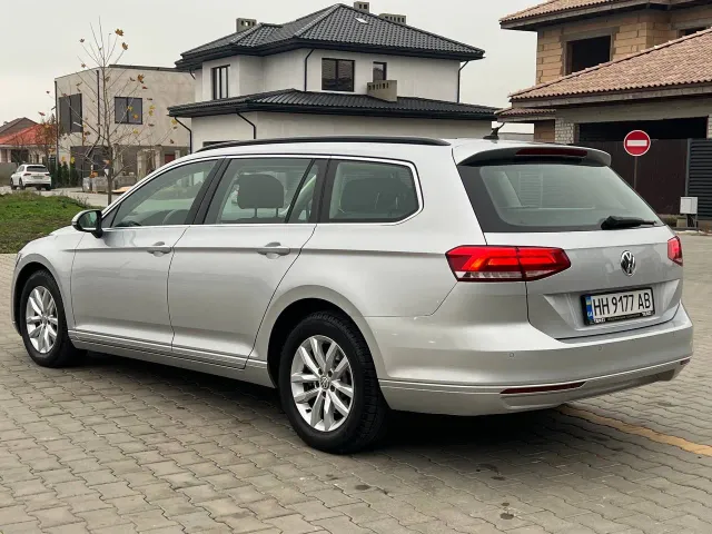 Volkswagen Passat - фото 3