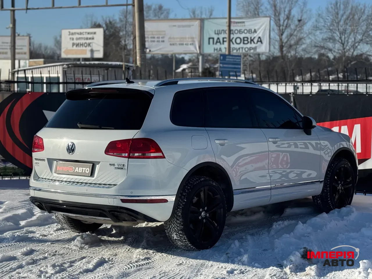 Volkswagen Touareg - фото 5