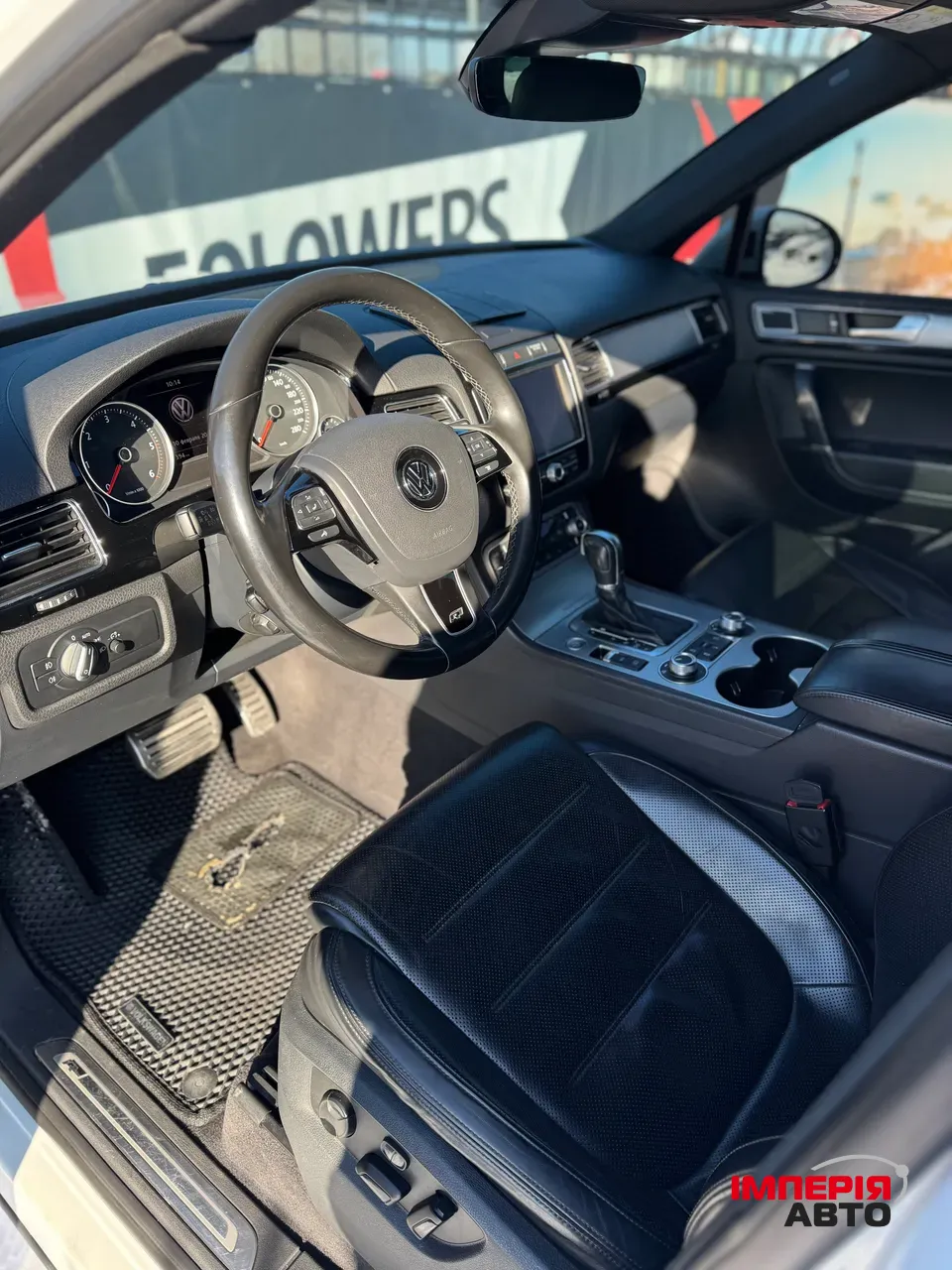 Volkswagen Touareg - фото 9