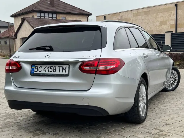 Mercedes-Benz C-Класс - фото 4