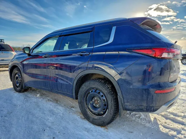 Mitsubishi Outlander - фото 4