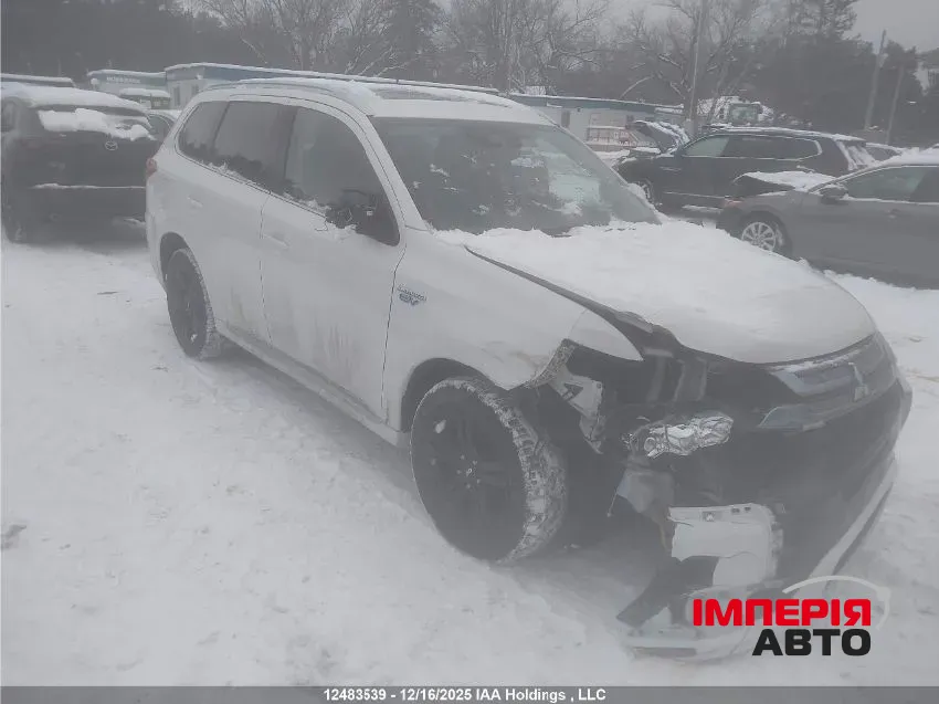 Mitsubishi Outlander - фото 3