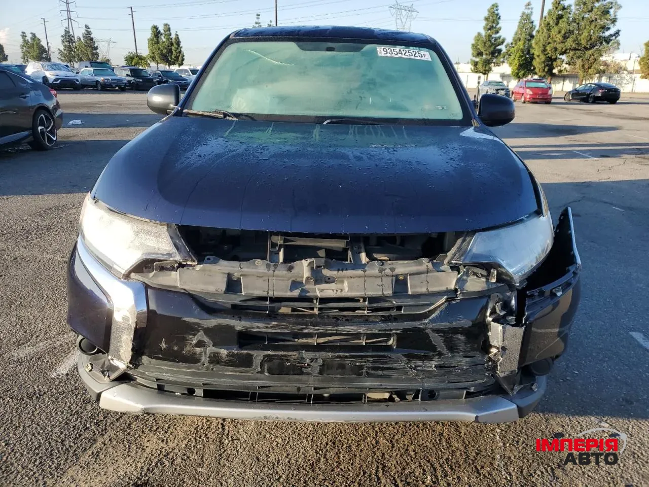 Mitsubishi Outlander - фото 2