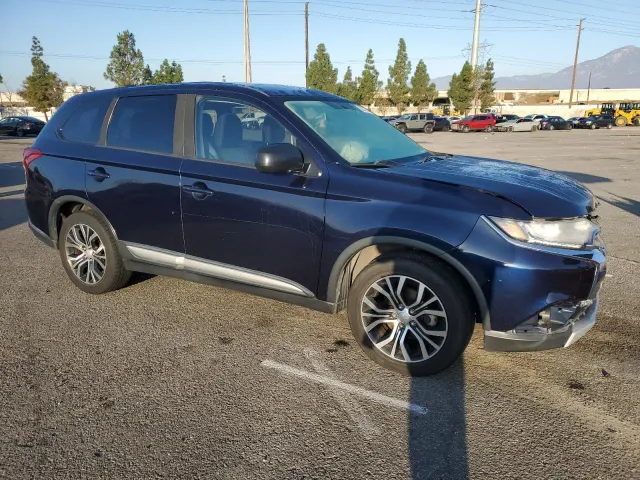 Mitsubishi Outlander - фото 3