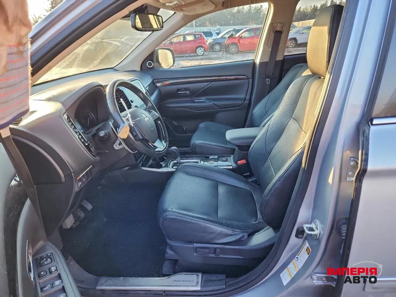 Mitsubishi Outlander - фото 7