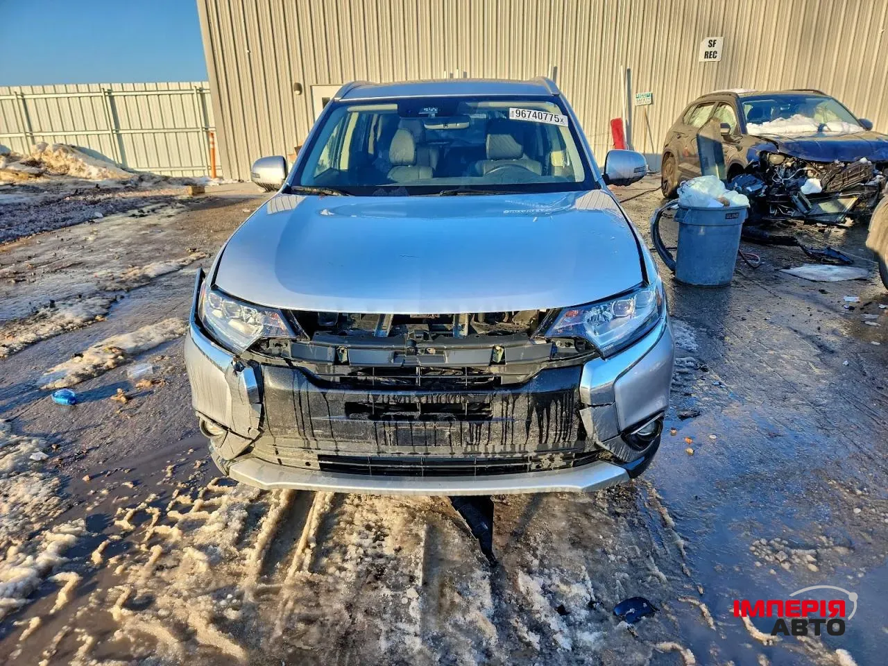 Mitsubishi Outlander - фото 2