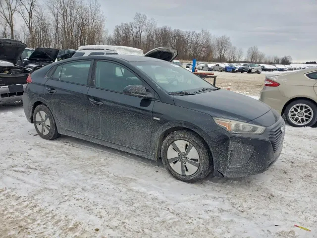 Hyundai IONIQ - фото 3