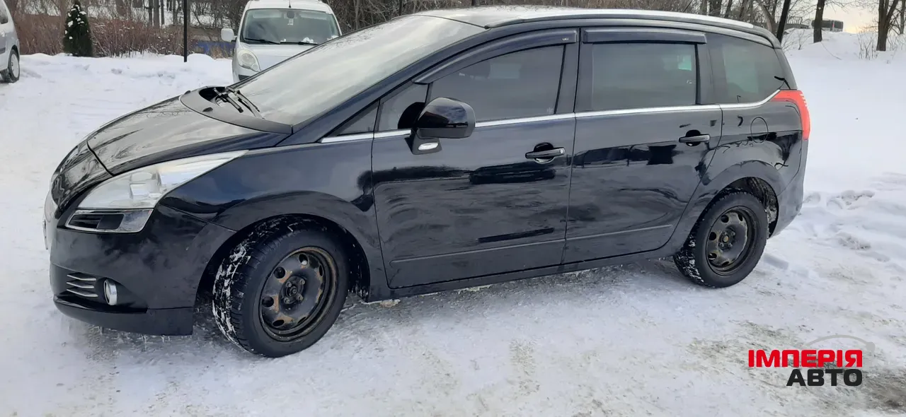 Peugeot 5008 - фото 3