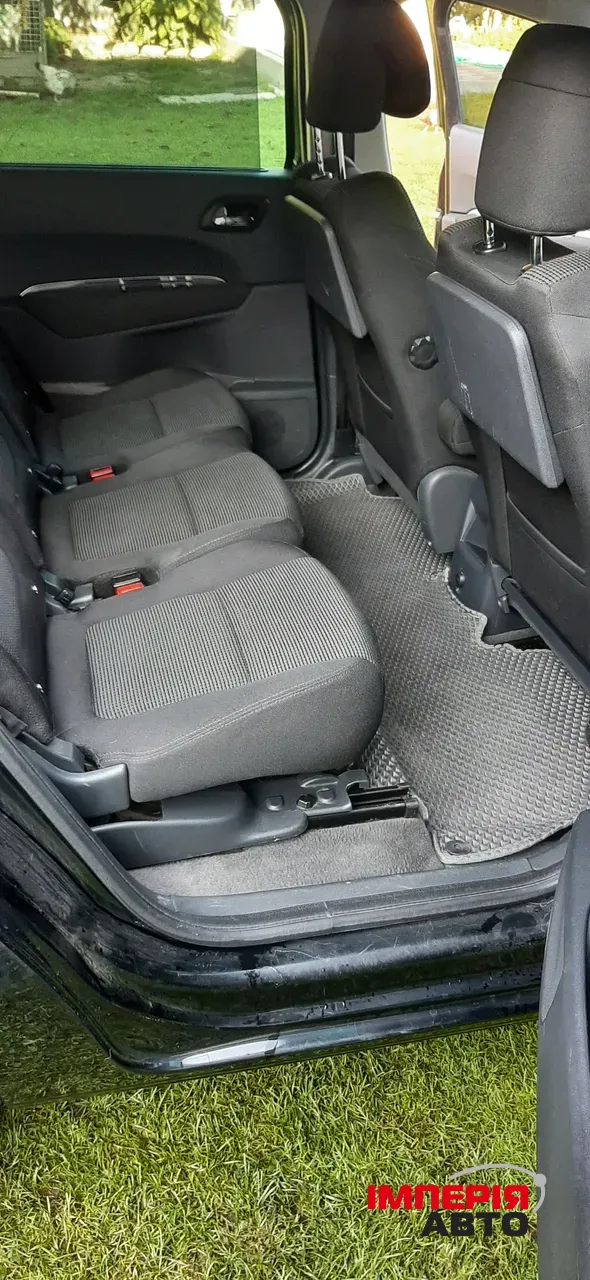 Peugeot 5008 - фото 15