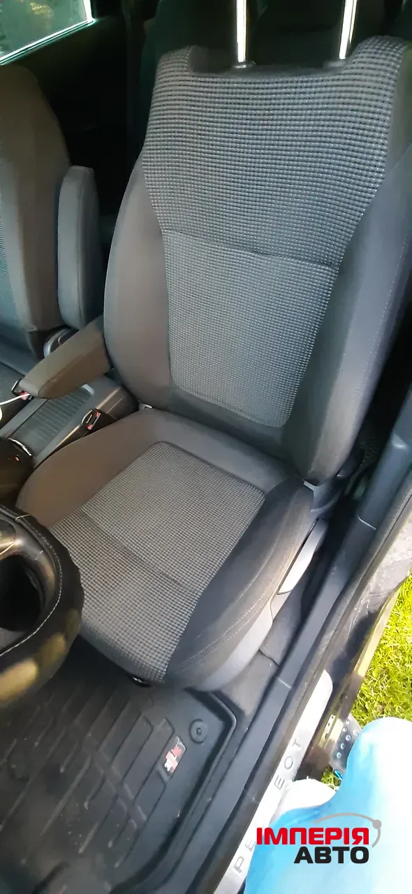 Peugeot 5008 - фото 13