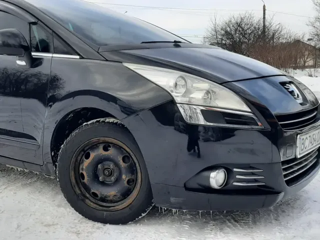 Peugeot 5008 - фото 5