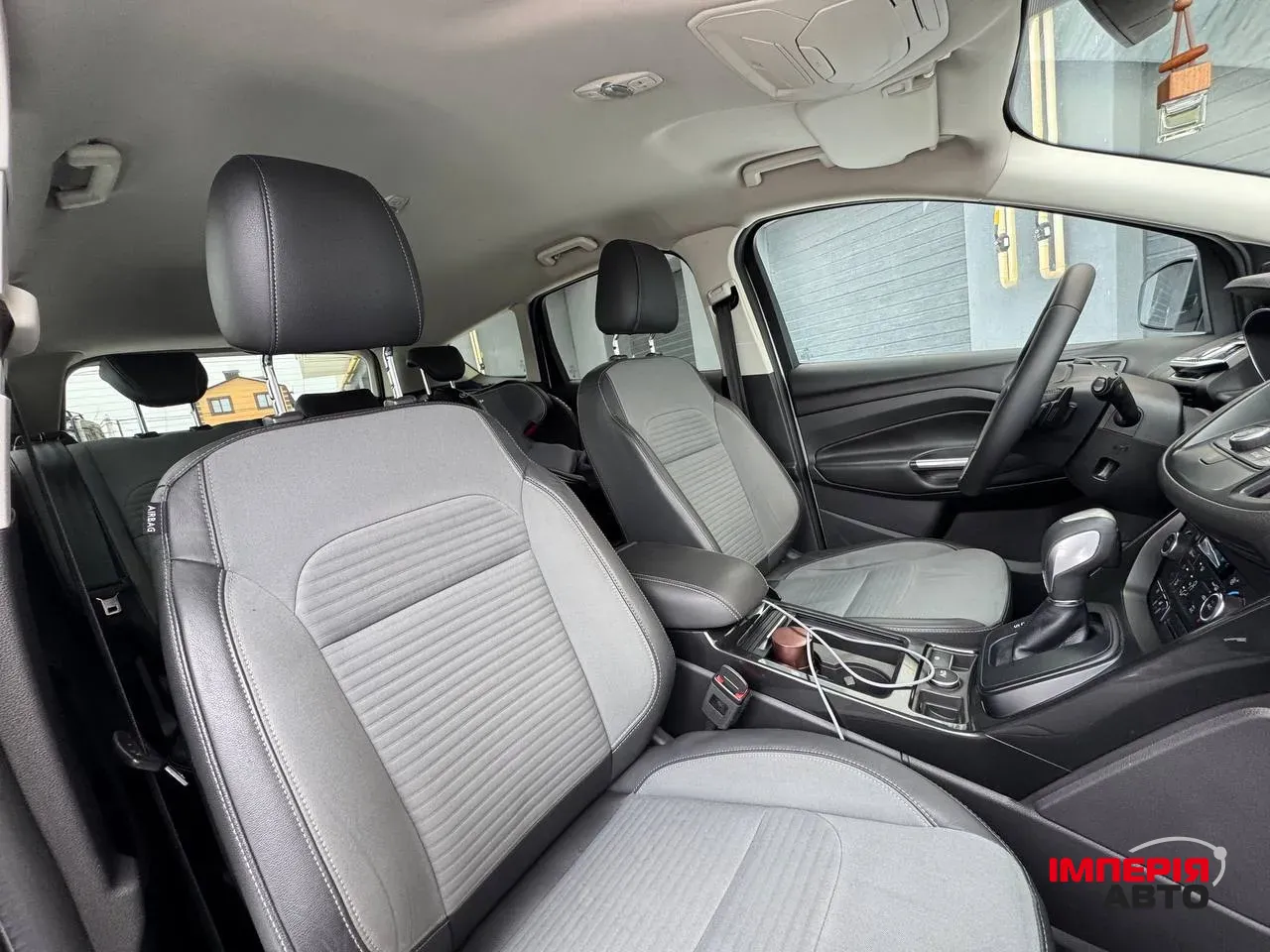 Ford Kuga - фото 17