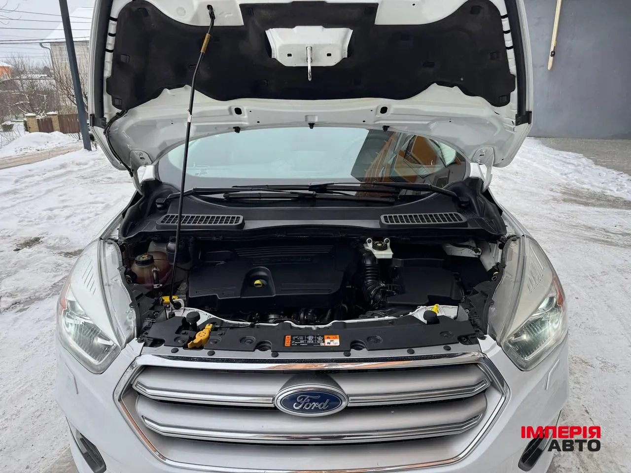 Ford Kuga - фото 9