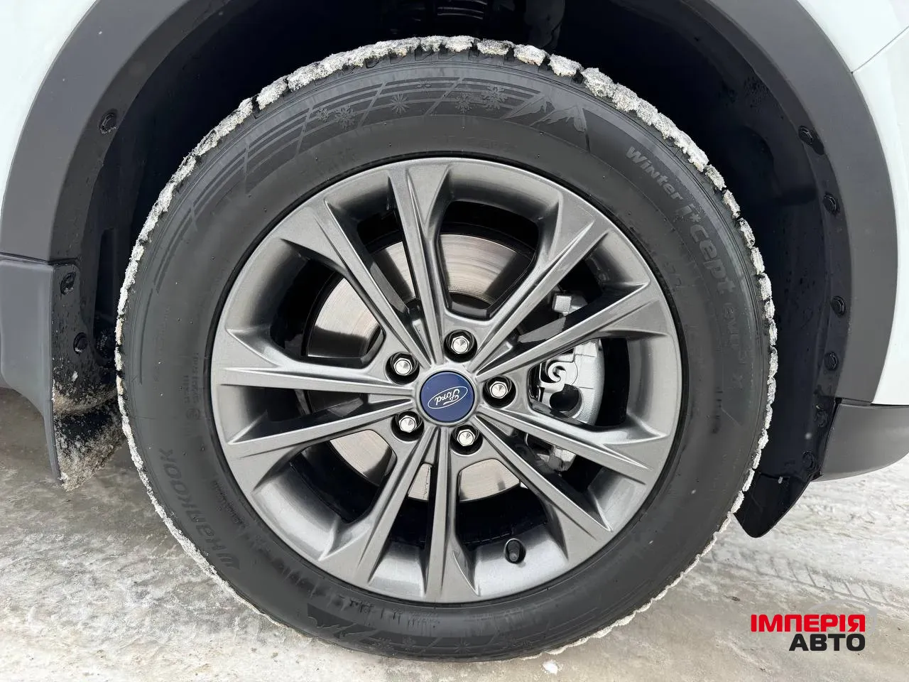 Ford Kuga - фото 26