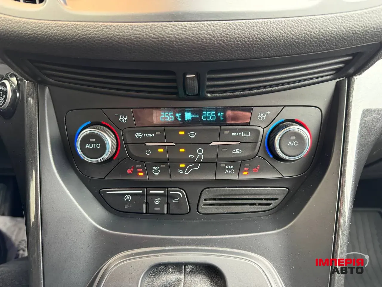 Ford Kuga - фото 14