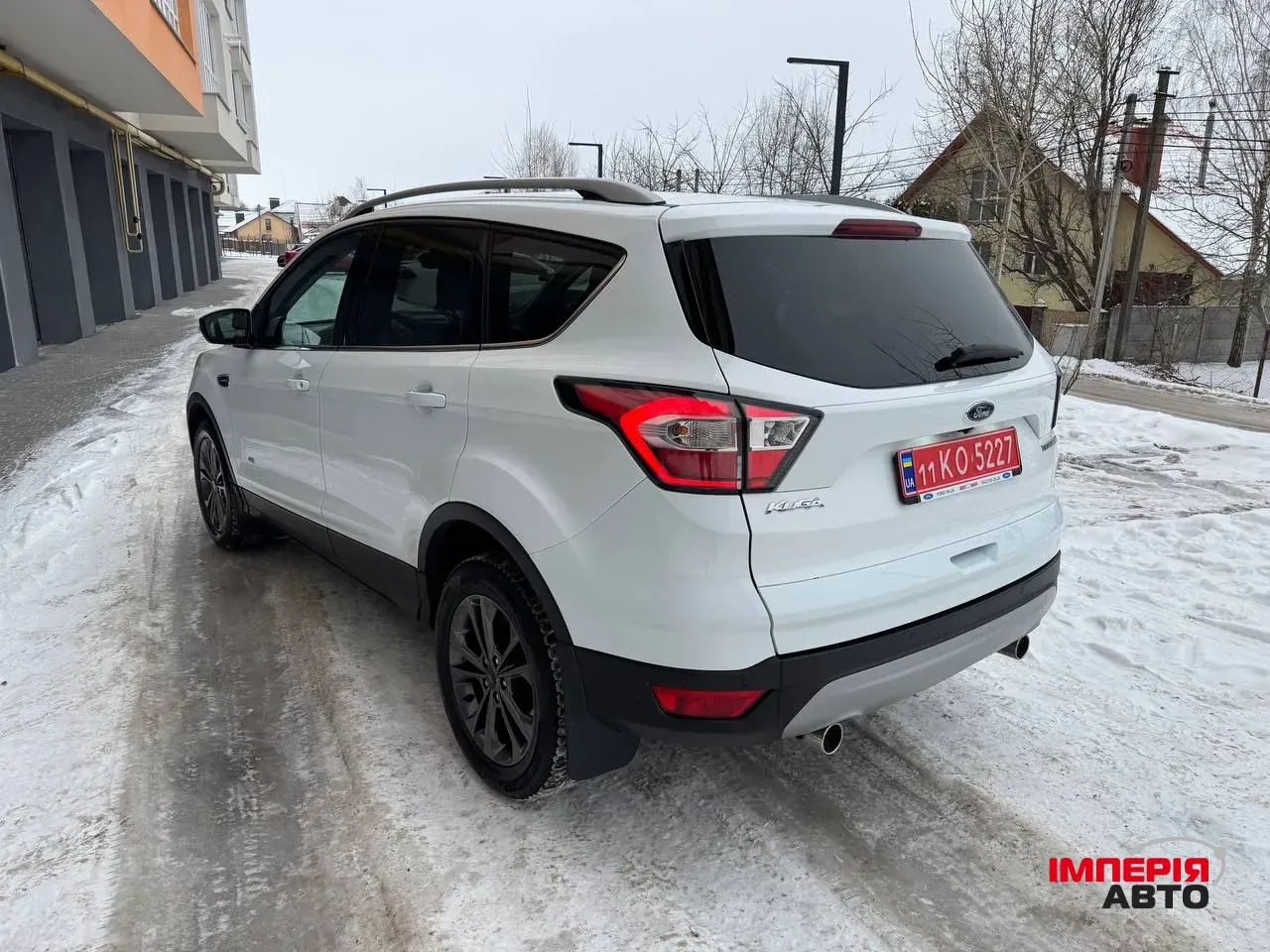 Ford Kuga - фото 6