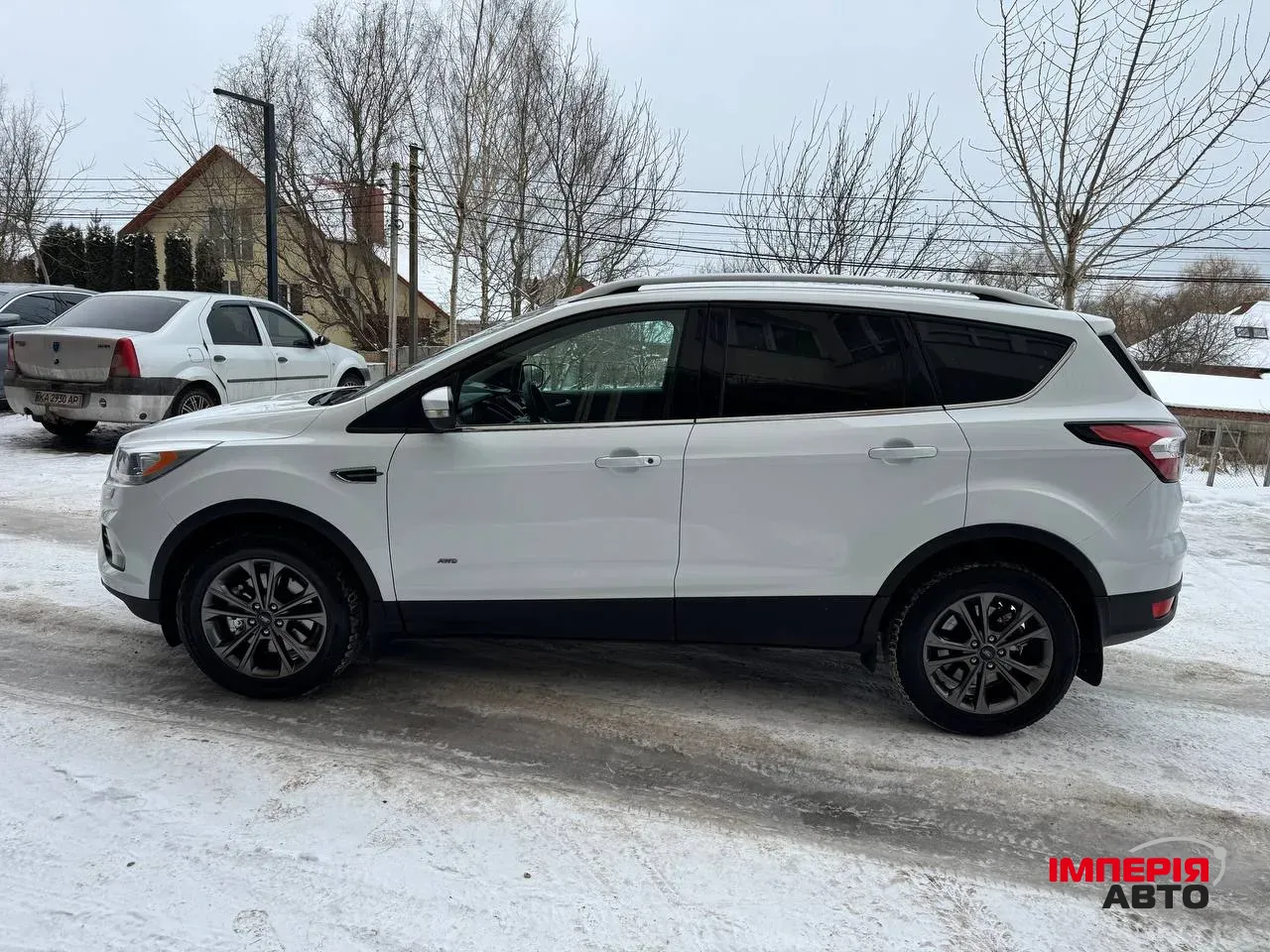 Ford Kuga - фото 4