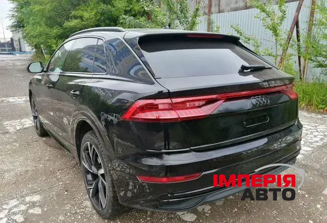 Audi Q8 - фото 3