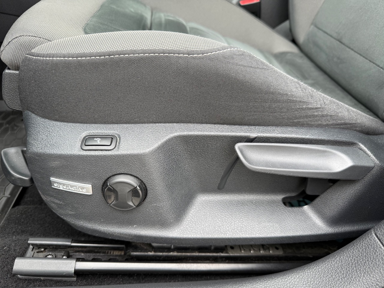 Volkswagen Golf - фото 13