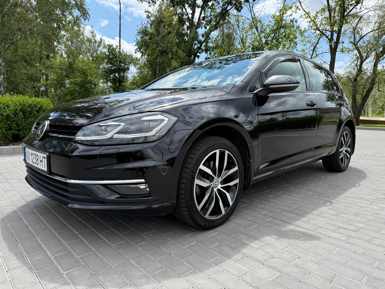 Volkswagen Golf - фото 18