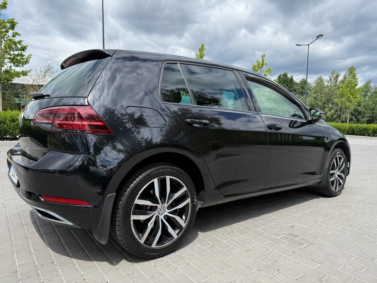 Volkswagen Golf - фото 10