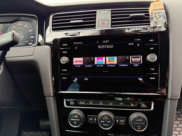 Volkswagen Golf - фото 2