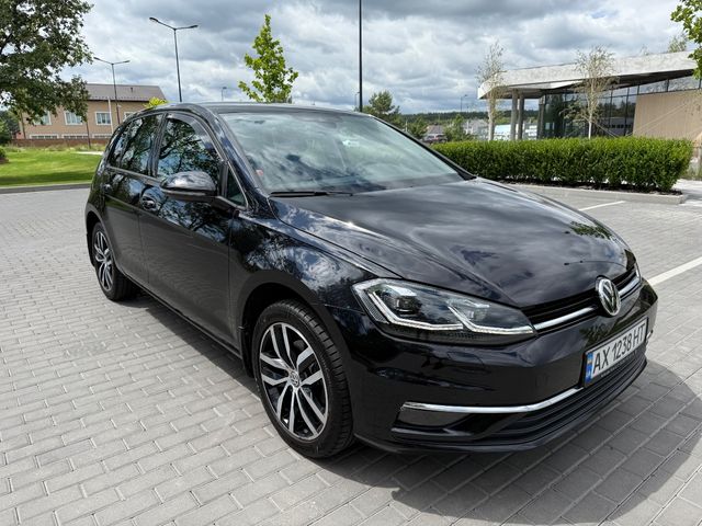 Volkswagen Golf - фото 3