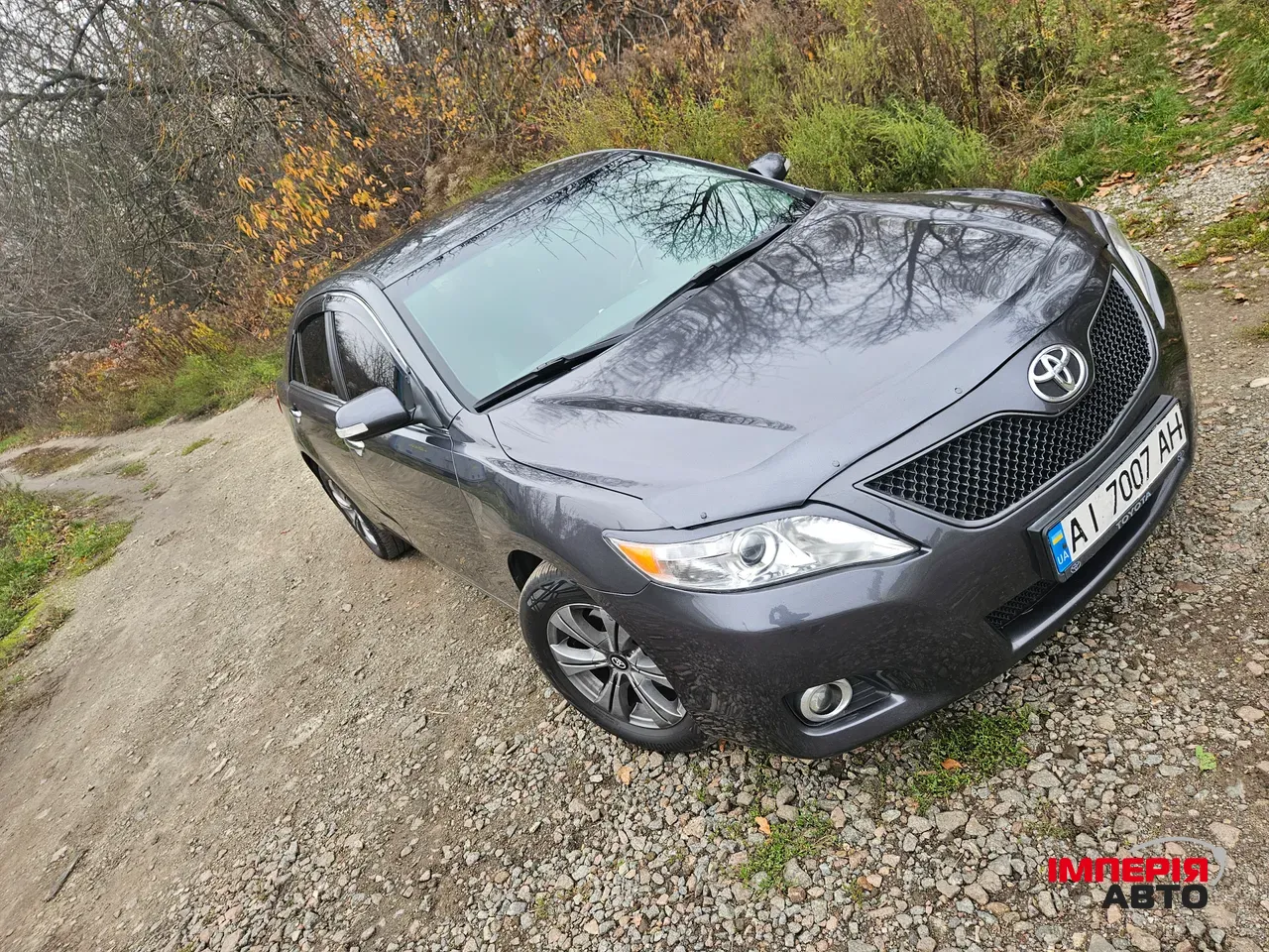 Toyota Camry - фото 3