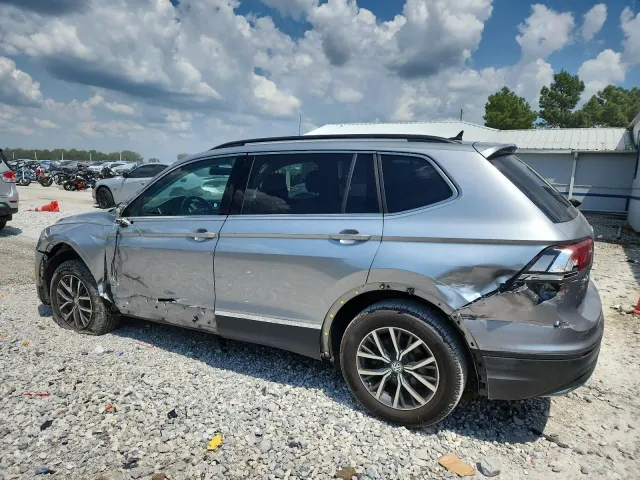 Volkswagen Tiguan - фото 4