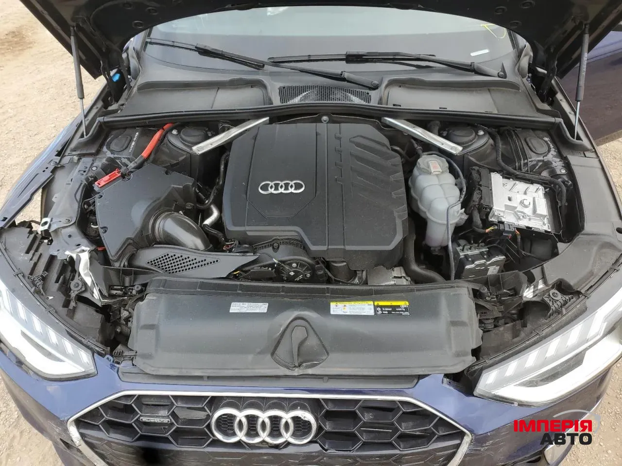 Audi A4 - фото 11