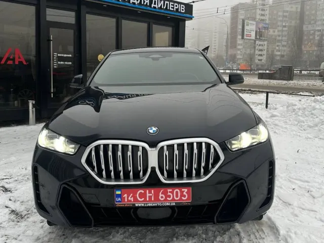 BMW X6 - фото 2