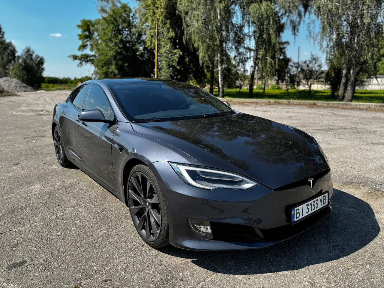Tesla Model S - фото 11