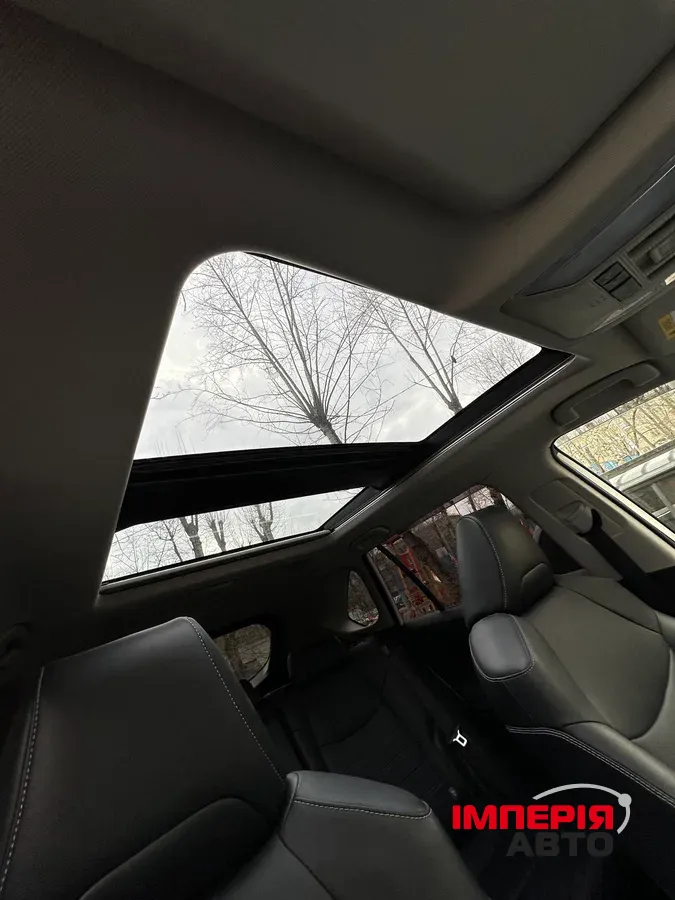 Toyota RAV4 - фото 11