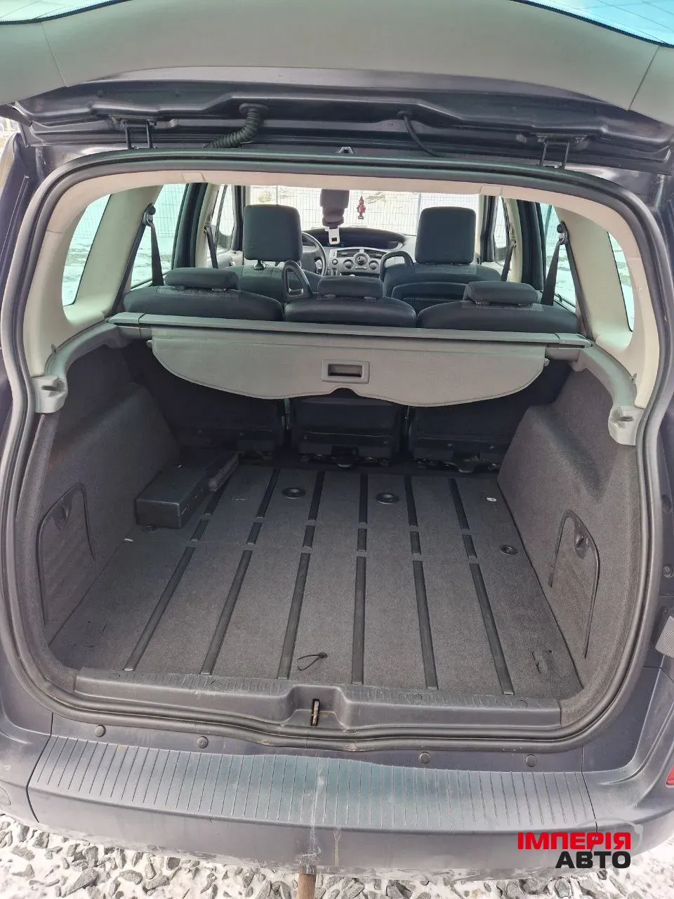 Renault Megane - фото 11