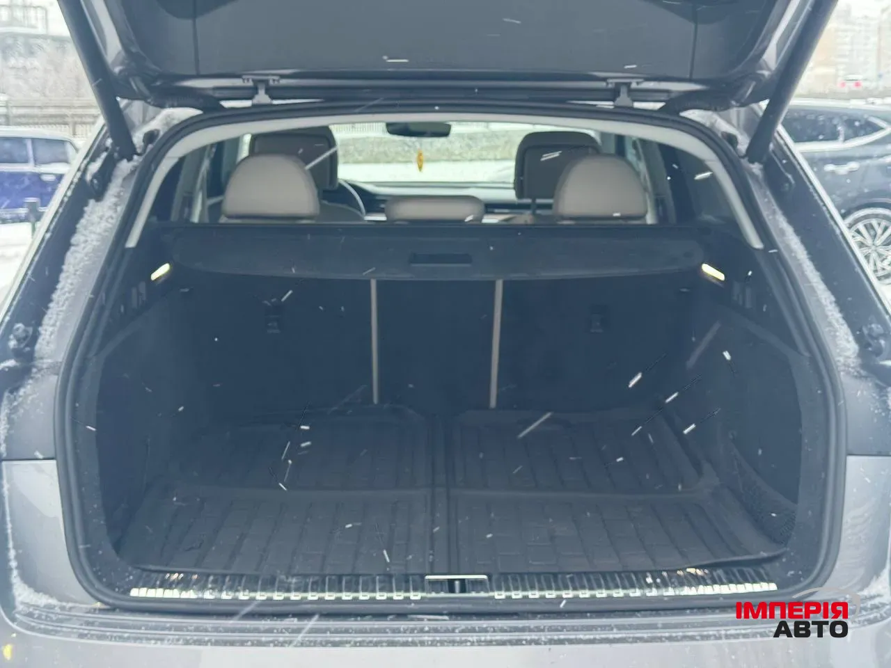 Audi e-tron - фото 19