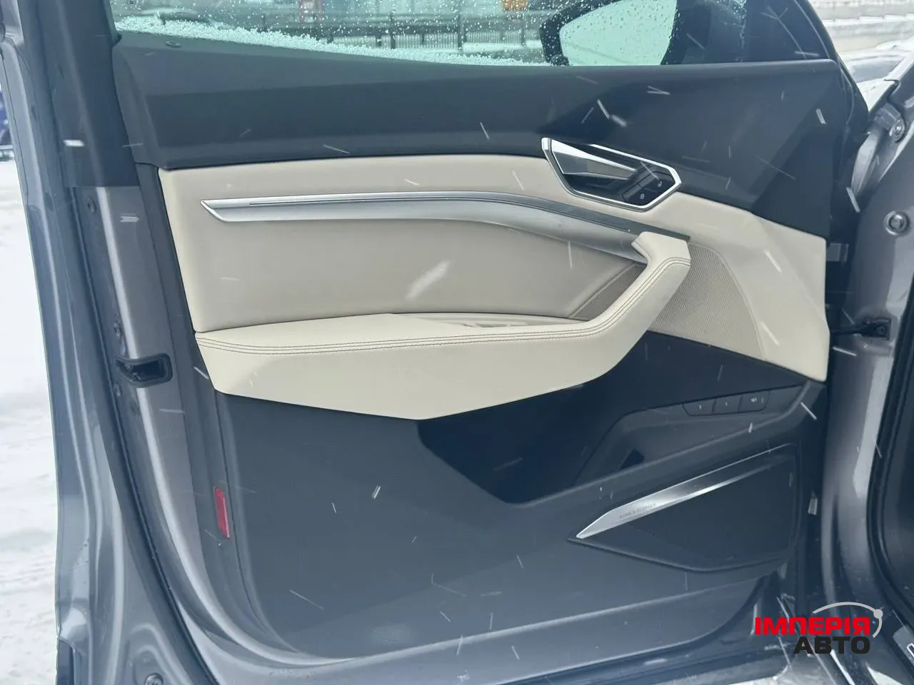 Audi e-tron - фото 18