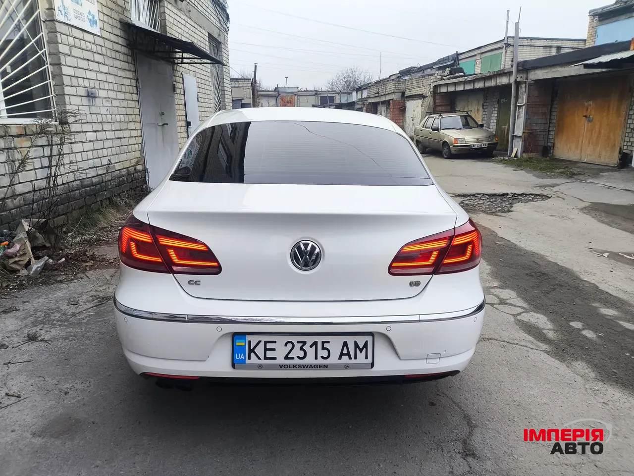 Volkswagen Passat CC - фото 3